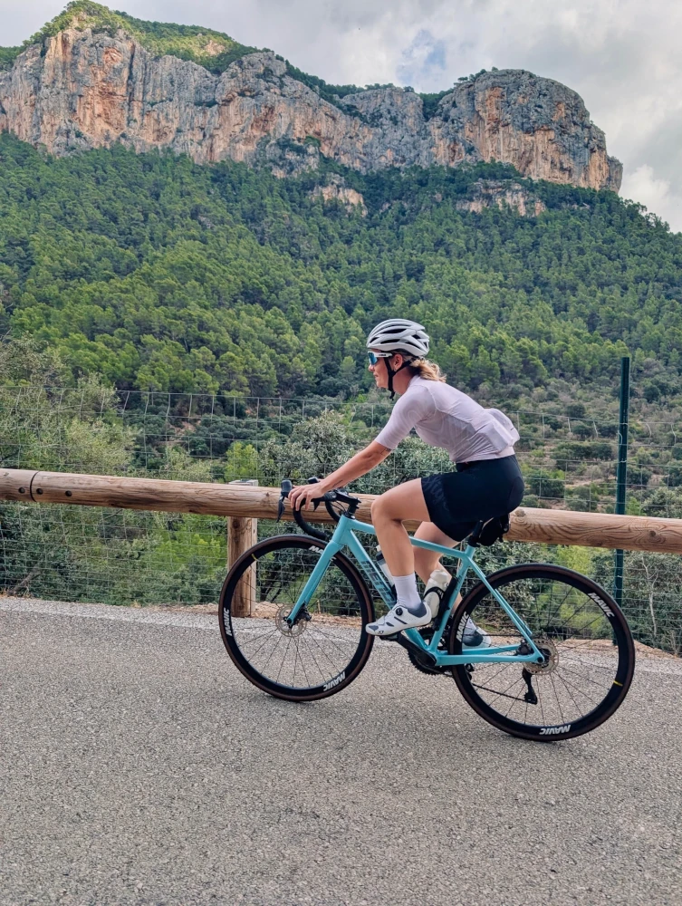Simona is cycling in Mallorca